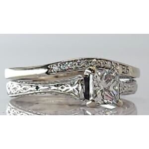 14K WG 2 Piece Set W/.80P Diamond, Sz: 8, 6.4g